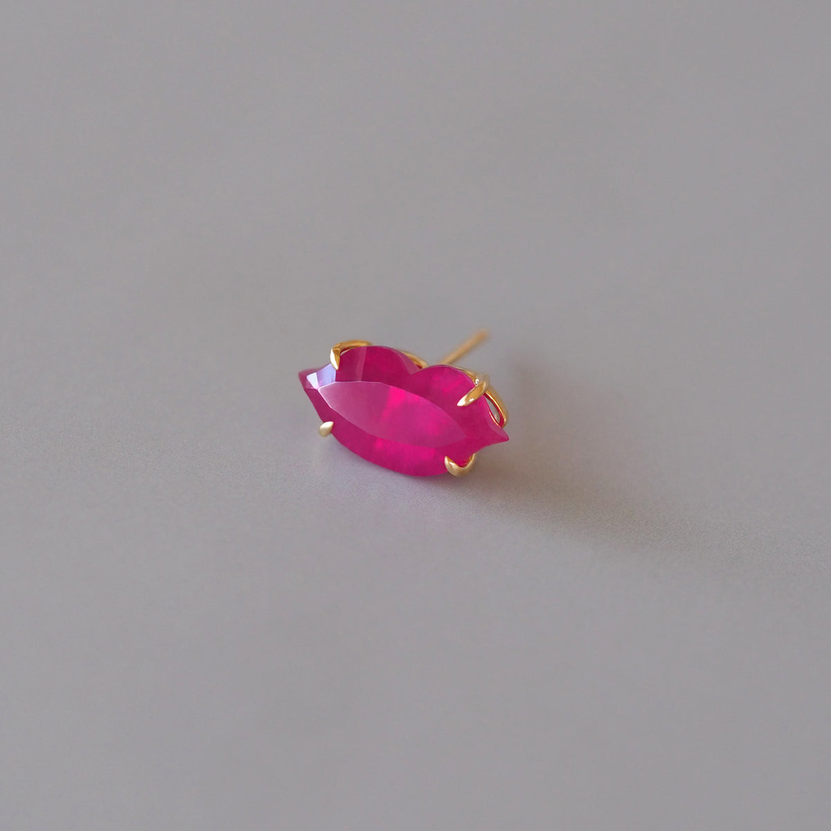 Lip Single Earring (Pink Ruby) – mika jewellery
