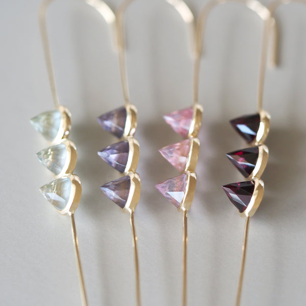 Goddess Ear Stick (Iolite)