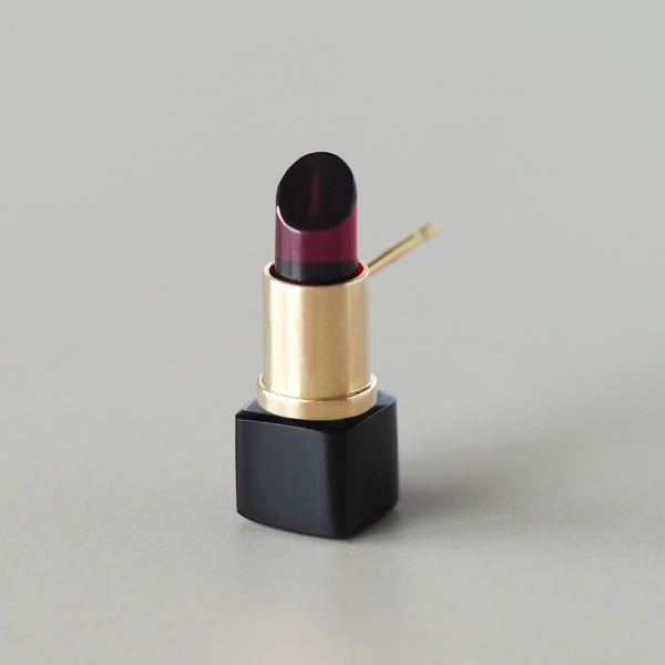 Lipstick Single Earring (Garnet)