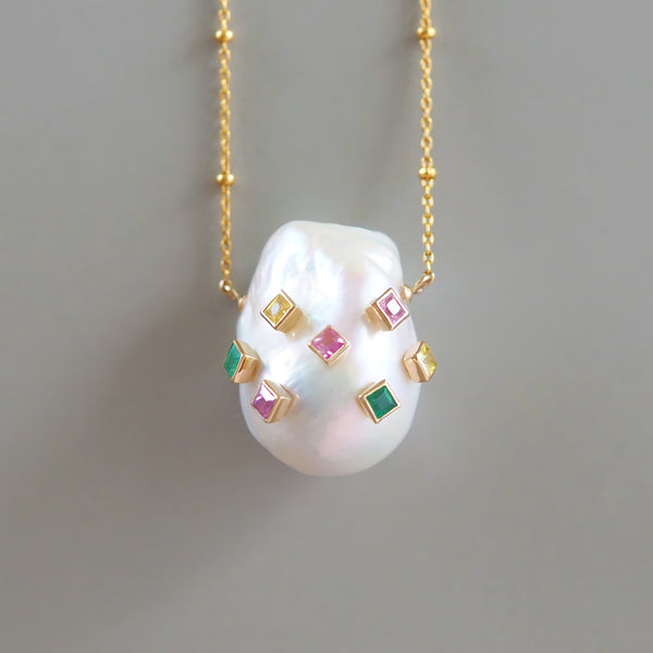 Gem Pearl Long Necklace