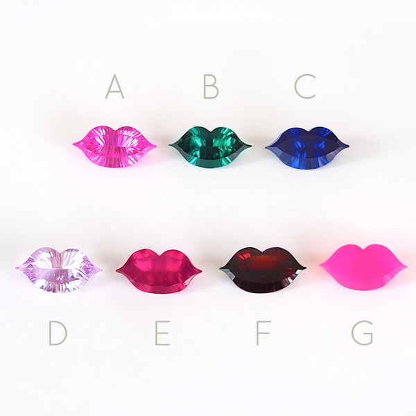 K10YG / Large Lip Earring