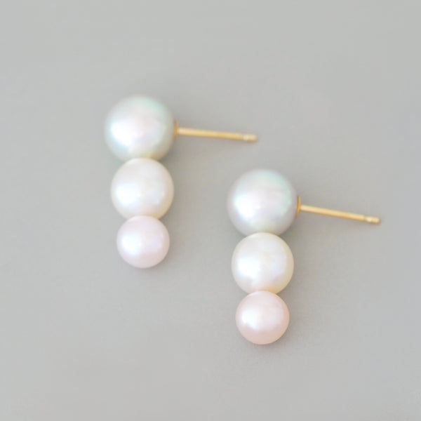 Gradation Trio Pearl Earrings