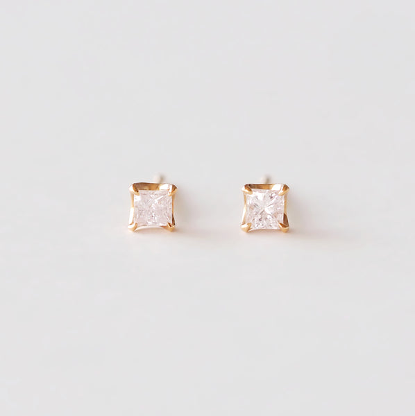 Precious Studs (Pink Diamonds)
