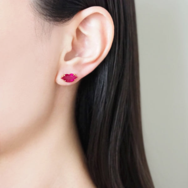 Lip Single Earring (Pink Ruby)