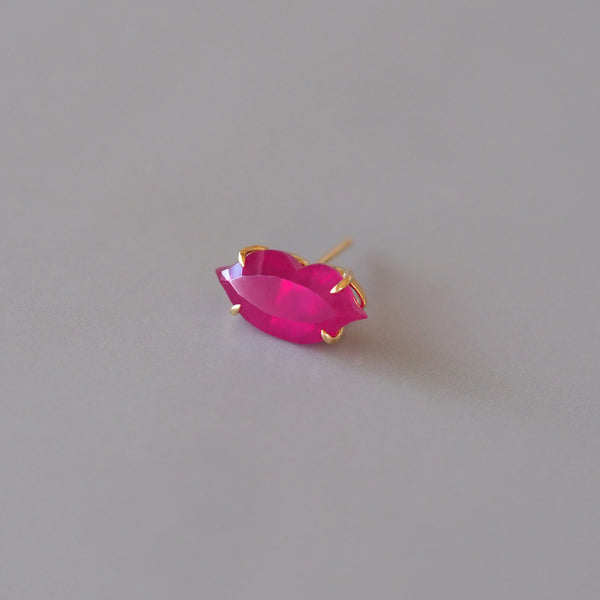 Lip Single Earring (Pink Ruby)