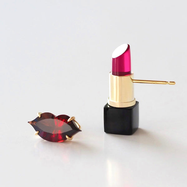 Lipstick Single Earring (Ruby)