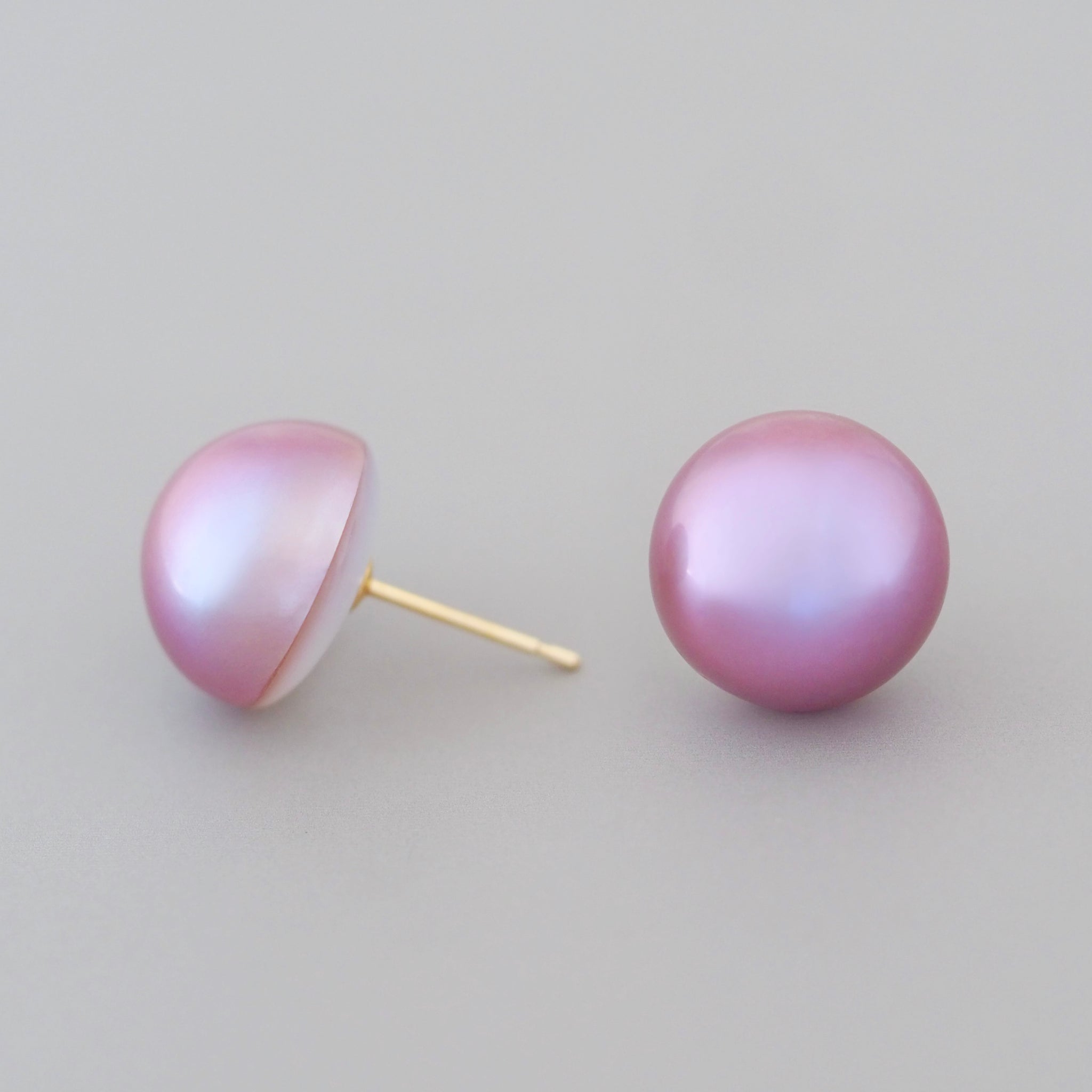 Mabe Pearl Earrings (Bordeaux)